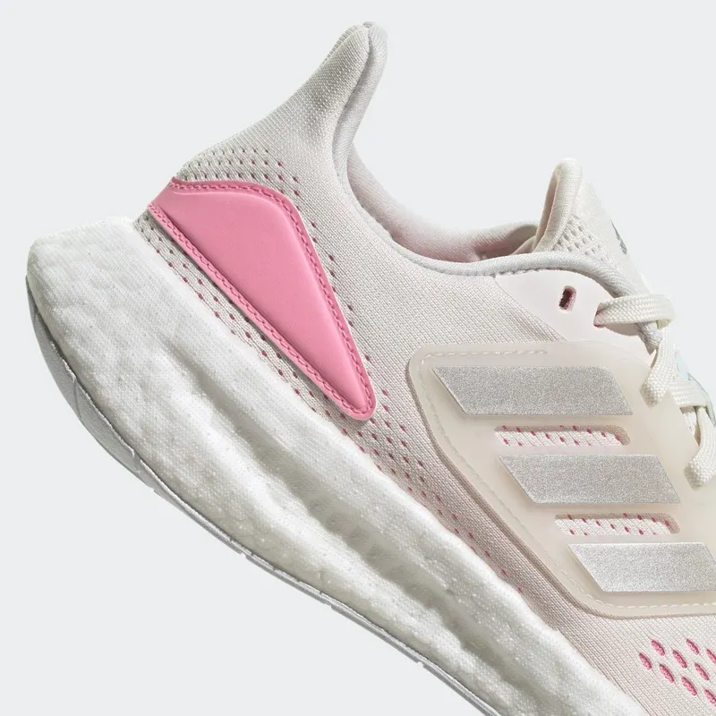 adidas Pureboost 22 Cloud White / Silver Metallic / Beam Pink (HQ1457)