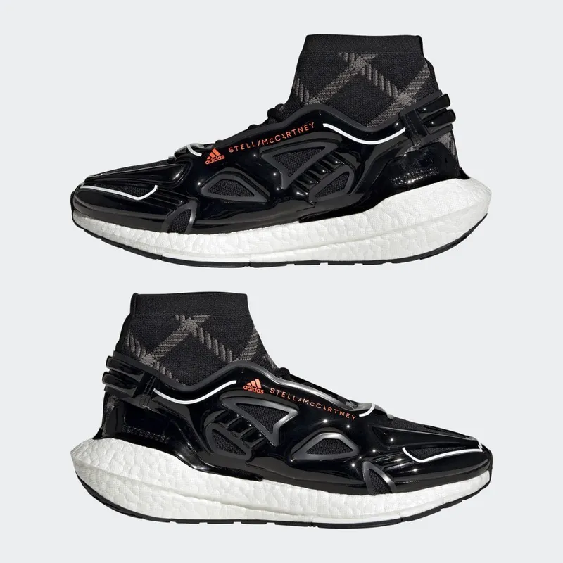 adidas adidas by Stella McCartney Ultraboost 22 Elevated Core Black / Grey Four / App Signal Orange (HQ6187)
