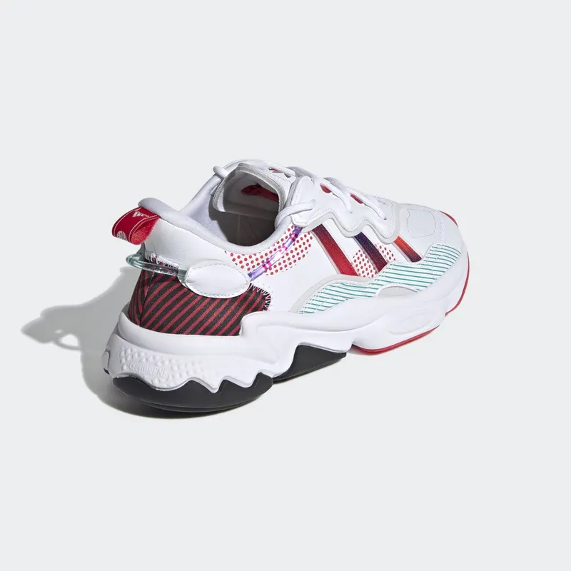 adidas OZWEEGO Cloud White / Cloud White / Core Black (Q47190)
