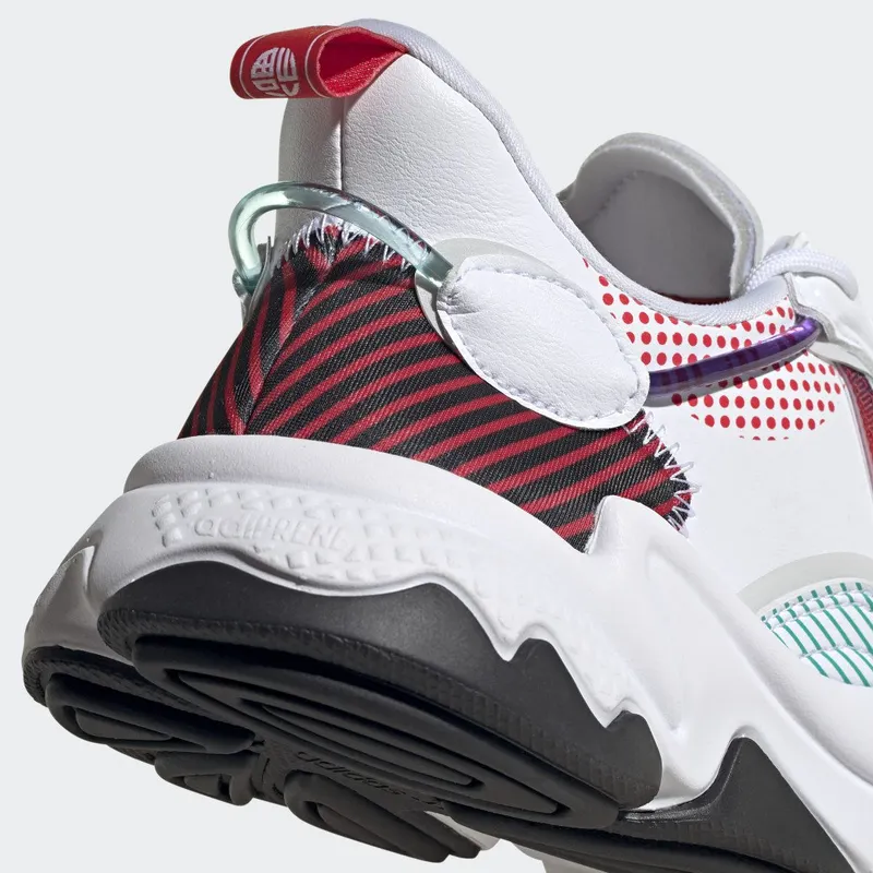 adidas OZWEEGO Cloud White / Cloud White / Core Black (Q47190)