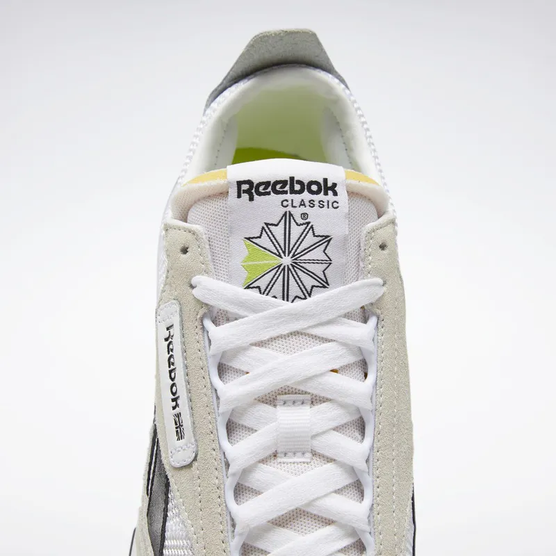 Reebok Classic Leather Legacy Schoenen Cloud White / Core Black / Acid Yellow