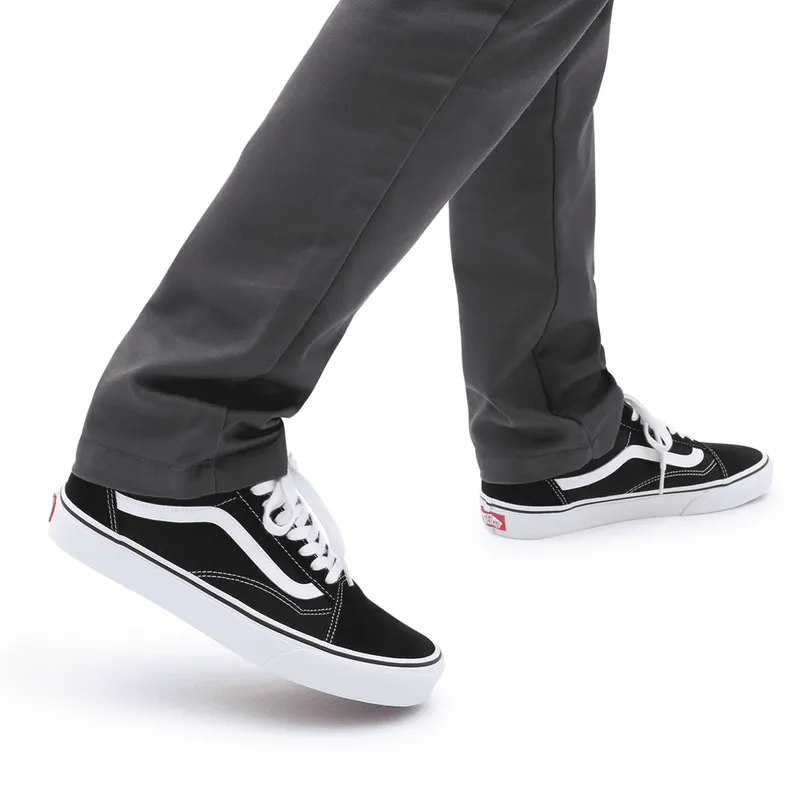VANS Old Skool Schoen Met Brede Pasvorm Zwart (VN0000T8BMX)