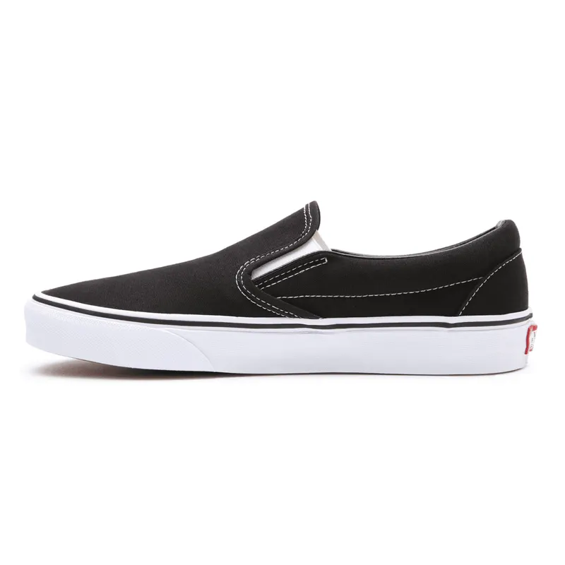 VANS Classic Slip-on Zwart (VN000EYEBLK)