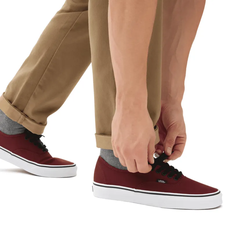 VANS Authentic Rood (VN000QER5U8)