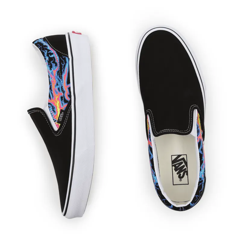 VANS Electric Flame Classic Slip-on Zwart (VN000XG8B03)