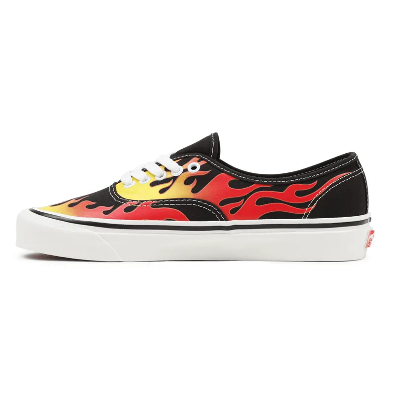 VANS Anaheim Factory Authentic 44 Dx Zwart (VN0A38EN423)