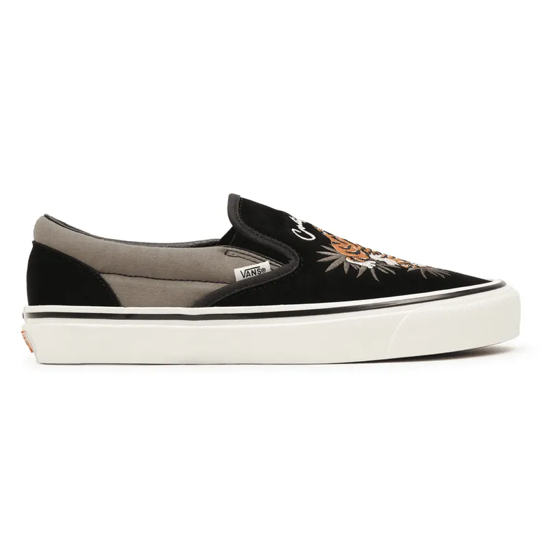 VANS Anaheim Factory Classic Slip-on 98 Dx Zwart (VN0A3JEX9R8)