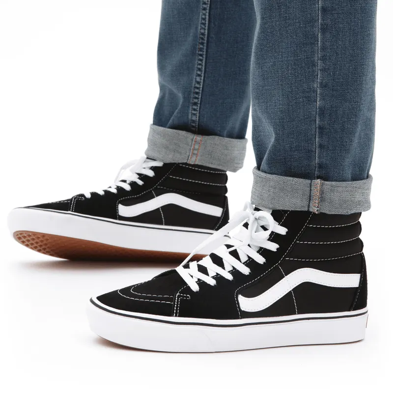 VANS Comfycush Sk8-hi Zwart (VN0A3WMBVNE)