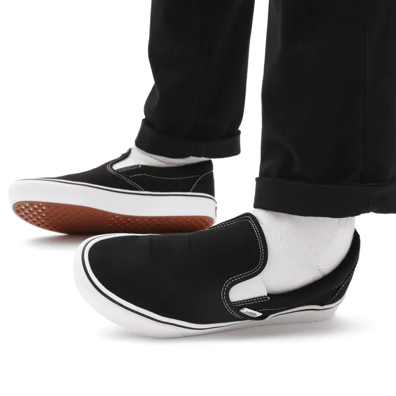 VANS Classic Comfycush Slip-on Zwart (VN0A3WMDVNE)