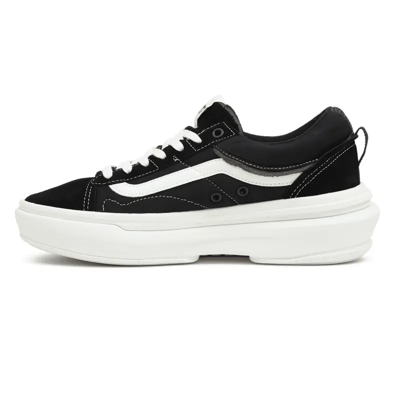 VANS Old Skool Overt Plus Comfycush Zwart (VN0A4BVL1KP)