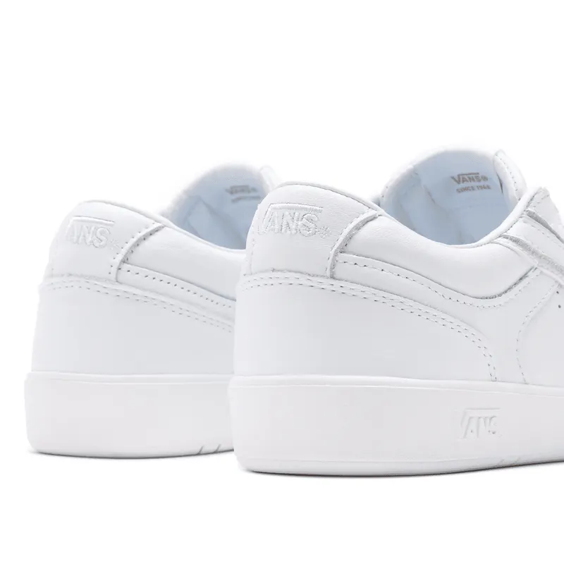 VANS Leather Lowland Comfycush Wit (VN0A4TZYOER)