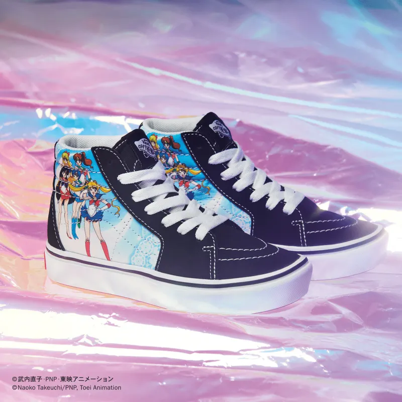 VANS Vans X Pretty Guardian Sailor Moon Comfycush Sk8-hi Kinderschoenen Zwart (VN0A4U1RSKQ)