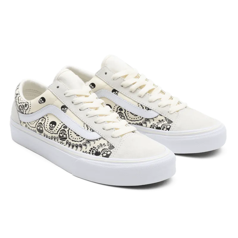 VANS Bandana Style 36 Wit (VN0A54F642S)