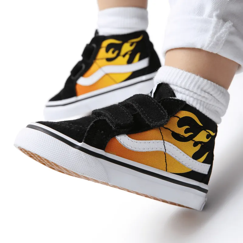 VANS Hot Flame Sk8-mid Reissue V Zwart (VN0A5DXD99C)