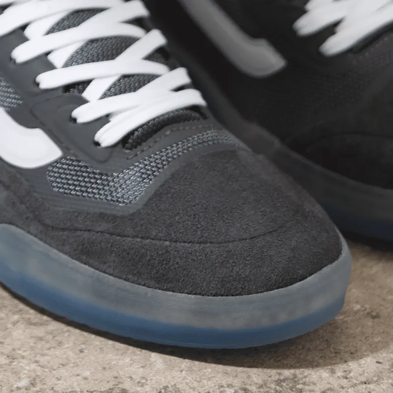 VANS Ave Grijs (VN0A5JIBACP)