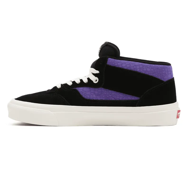 VANS Anaheim Factory Half Cab 33 Dx Zwart (VN0A5KX6B3D)
