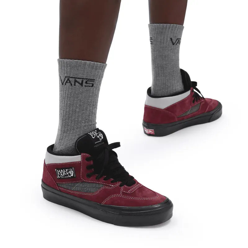 VANS Anaheim Factory Half Cab 33 Dx Rood (VN0A5KX6B3E)