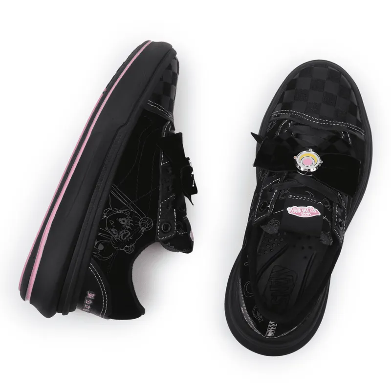 VANS Vans X Pretty Guardian Sailor Moon Old Skool Overt Comfycush Zwart (VN0A7Q5EBKA)
