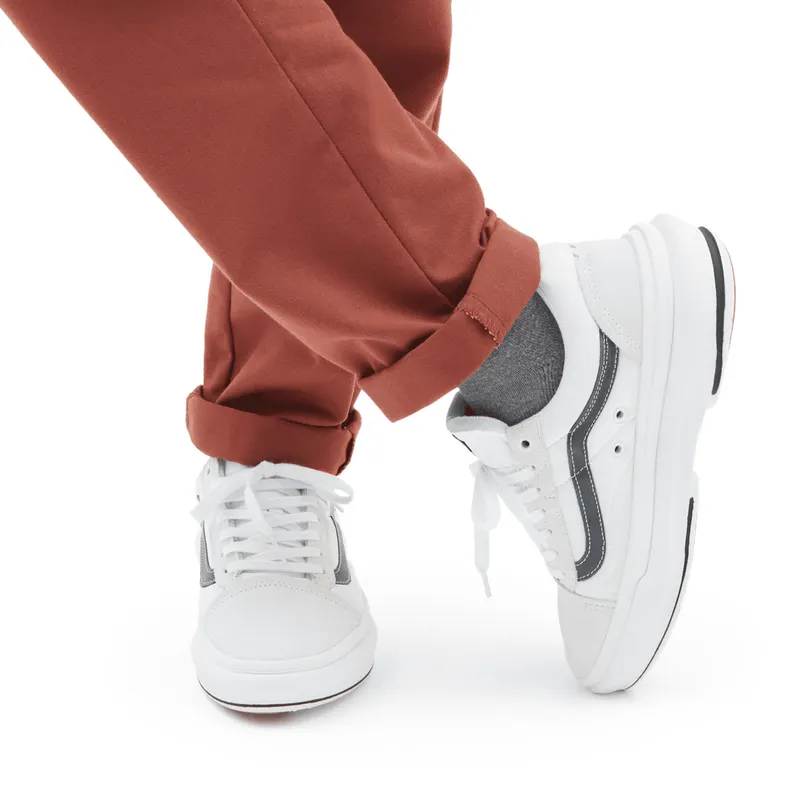 VANS Old Skool Overt Comfycush Wit (VN0A7Q5EWHT)