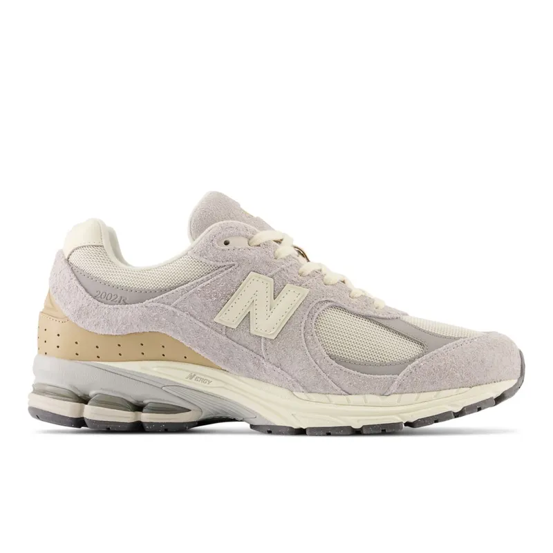 New Balance 2002R Rain Cloud / Angora / Sweet Caramel (M2002RV1-41770)