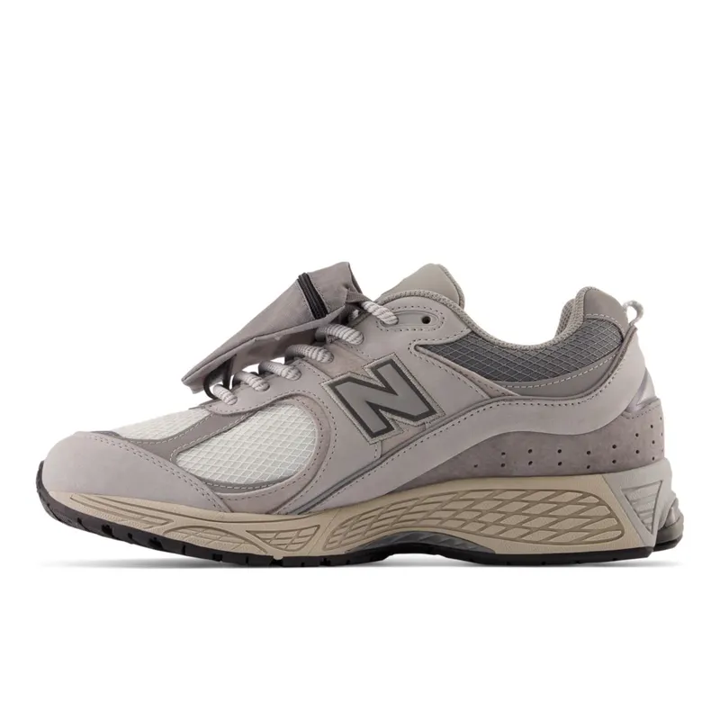 New Balance 2002R Team Away Grey / Dark Silver Metallic / Summer Fog (M2002RV1-39877)