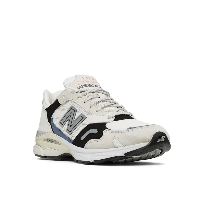 New Balance MADE in UK 920 Off White / White / Black (ML920V1-38211)