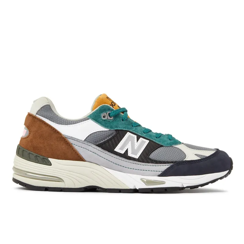 New Balance MADE in UK 991 Selected Edition Grey / Black / Green (ML991V1-37400)