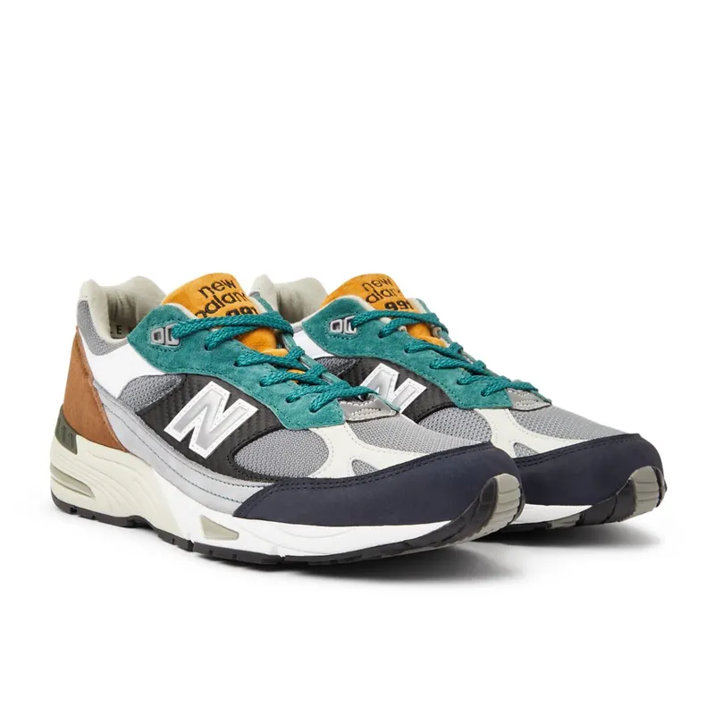 New Balance MADE in UK 991 Selected Edition Grey / Black / Green (ML991V1-37400)