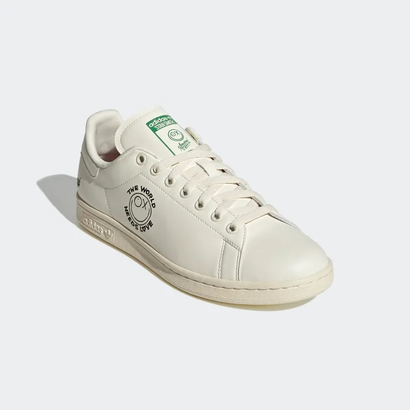 adidas Stan Smith x AndrÃ© Saraiva Cream White / Cream White / Core Black (GZ2202)
