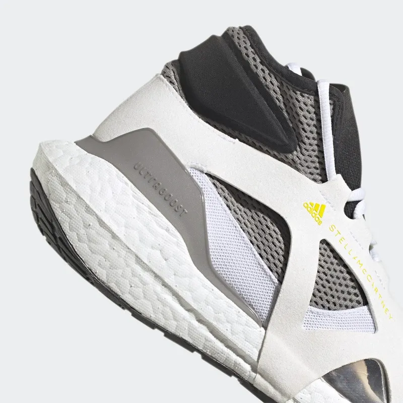 adidas adidas by Stella McCartney Ultraboost 21 Cloud White / Silver Metallic / Eqt Yellow (H00099)