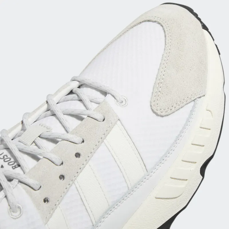 adidas ZX 22 BOOST Crystal White / Cloud White / Solar Orange (GY6695)