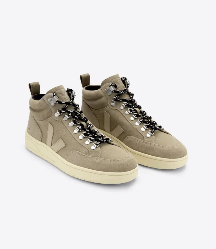 Veja RORAIMA SUEDE DUNE ALMOND (QR0302969A)