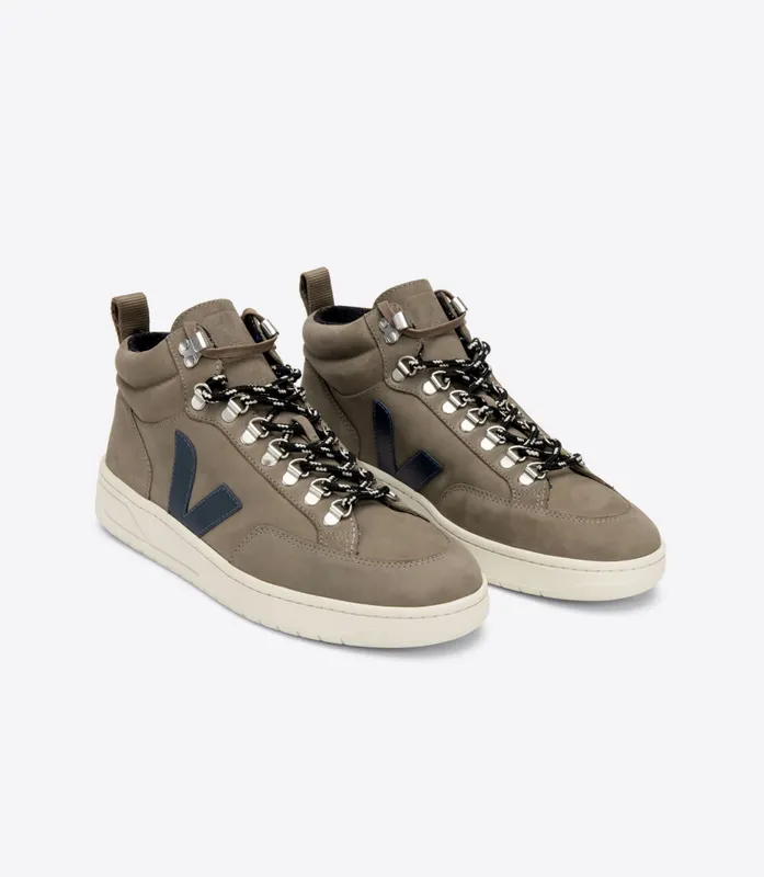 Veja RORAIMA NUBUCK MOONROCK NAUTICO (QR1302673)