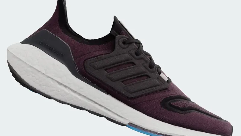 adidas Ultraboost 22 Shadow Maroon / Core Black / Metal Grey (GY7289)