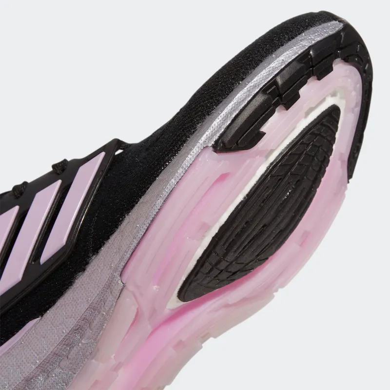 adidas Ultraboost 22 Core Black / Bliss Lilac / Almost Pink (HP2480)