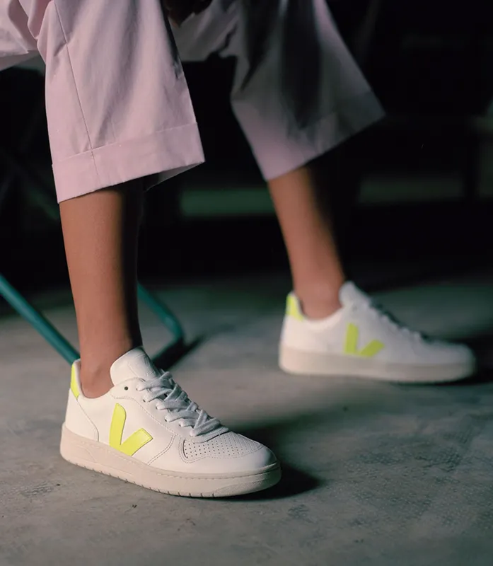 Veja V-10 LEATHER WHITE JAUNE FLUO (VX022086)