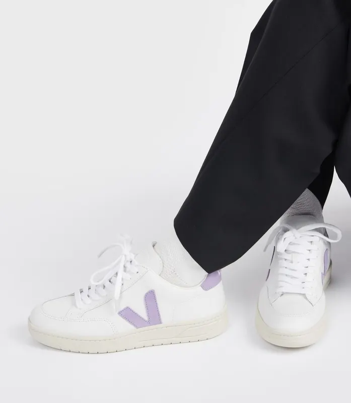 Veja V-12 LEATHER WHITE LAVANDE (XD0202704)