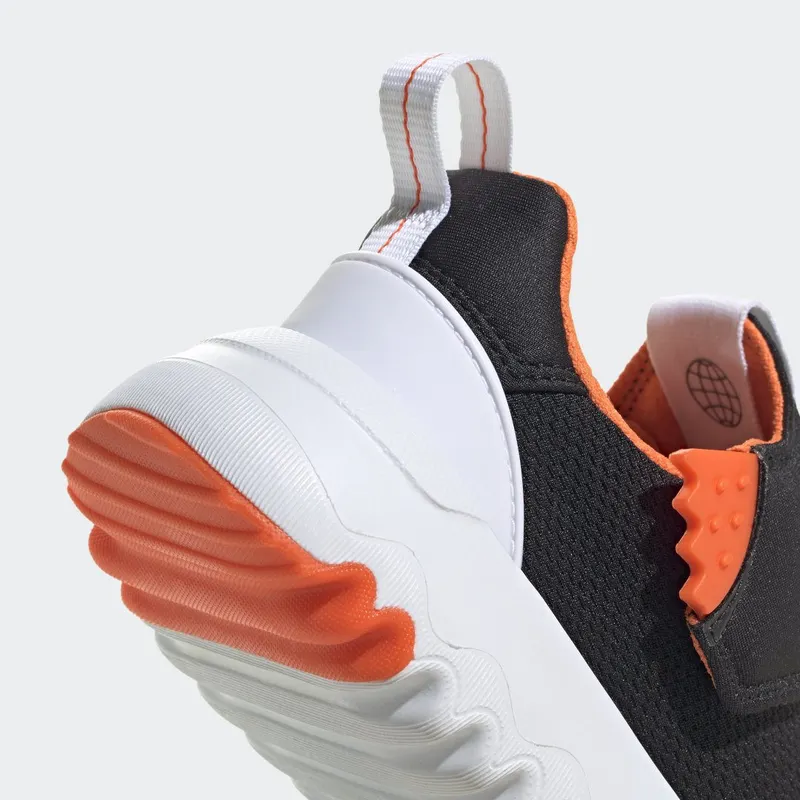 adidas Suru365 Slip-on Core Black / Cloud White / Impact Orange (GY6671)