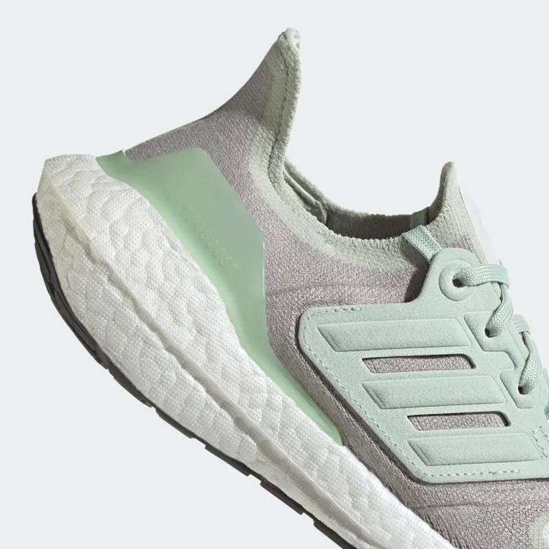 adidas Ultraboost 22 Metal Grey / Linen Green / Off White (GY7285)