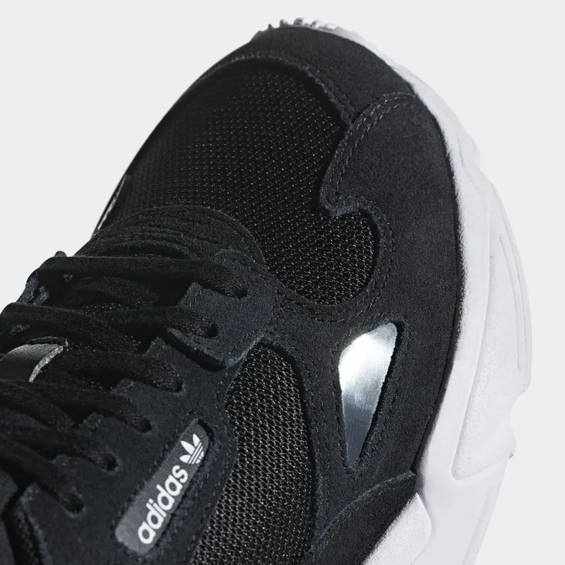adidas Falcon Core Black / Core Black / Cloud White (B28129)