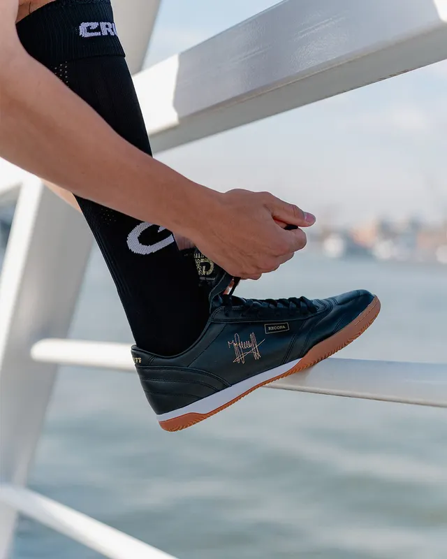 Cruyff RE Futsal Black/Gold (CF213030-960)