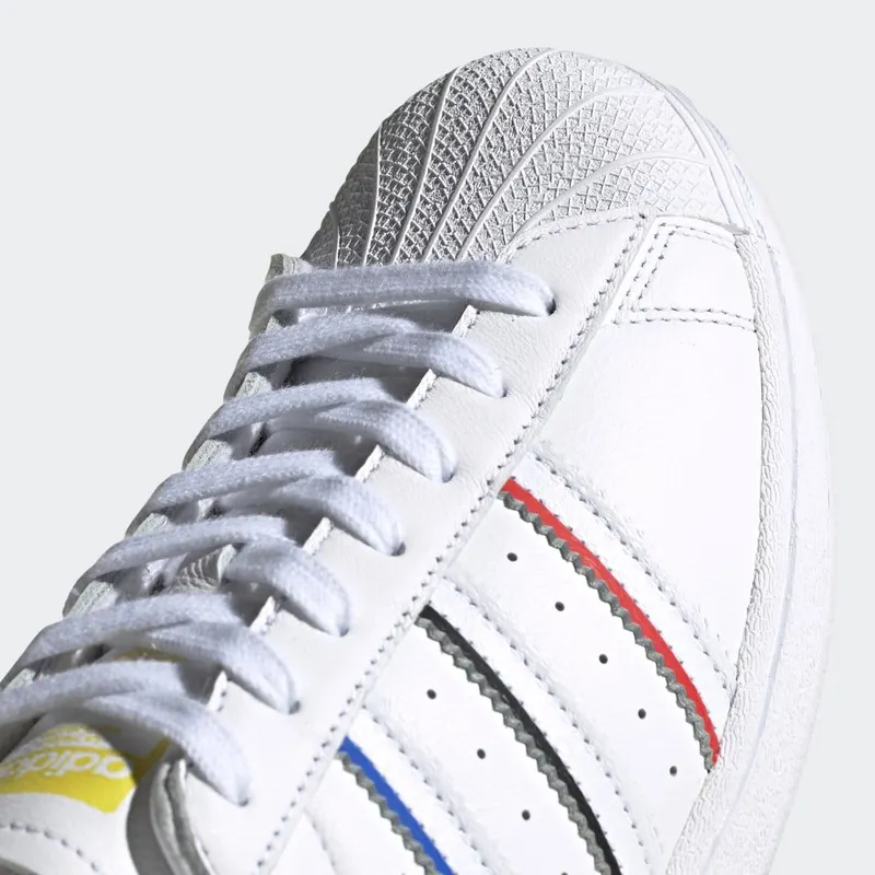 adidas SUPERSTAR Cloud White / Cloud White / Core Black (FY2325)