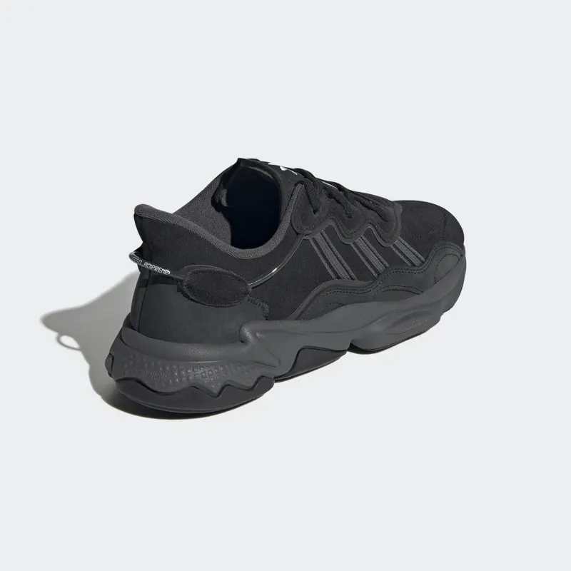 adidas OZWEEGO Core Black / Cloud White / Grey Six (GY6180)