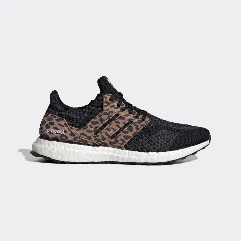 adidas Ultraboost 5.0 DNA Core Black / Core Black / Carbon (HP9558)