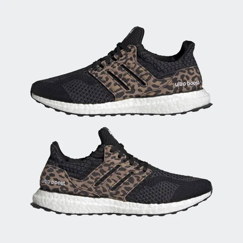 adidas Ultraboost 5.0 DNA Core Black / Core Black / Carbon (HP9558)