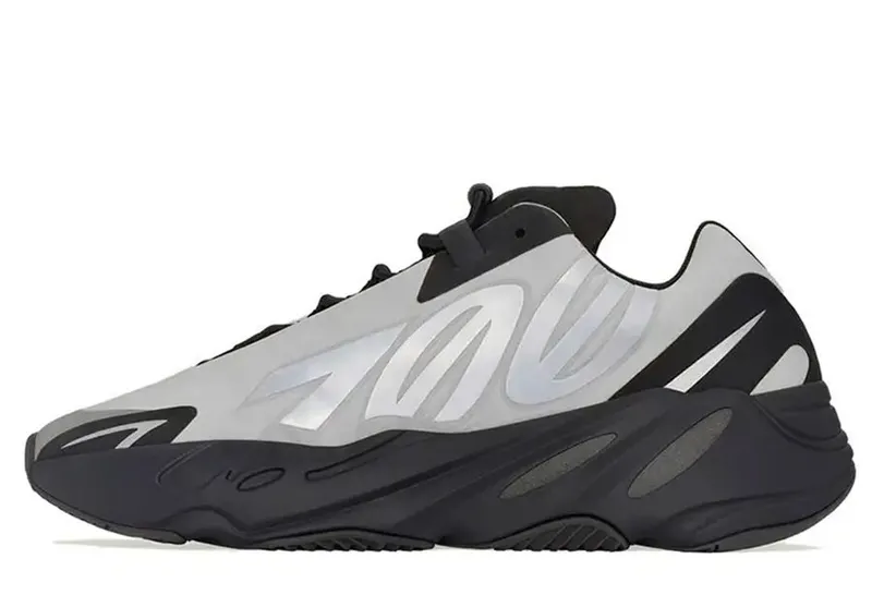 Yeezy Boost 700 MNVN Metallic (GW9524)
