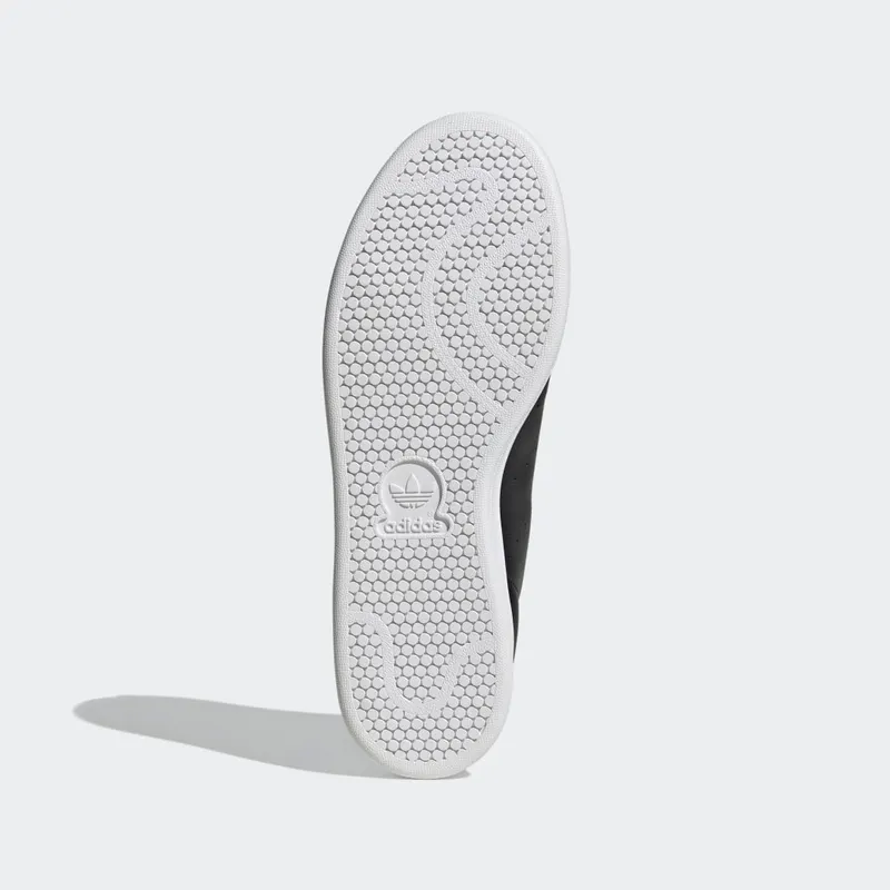 adidas Stan Smith Cloud White / Core Black / Cloud White (HP5587)