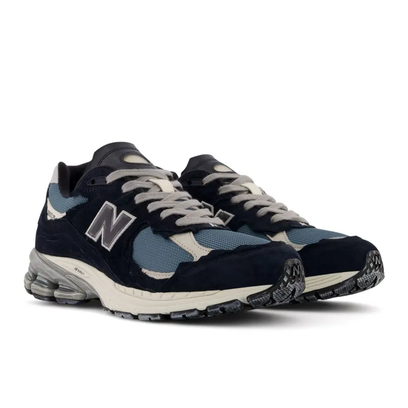 New Balance 2002R Protection Pack Navy (M2002RDF)
