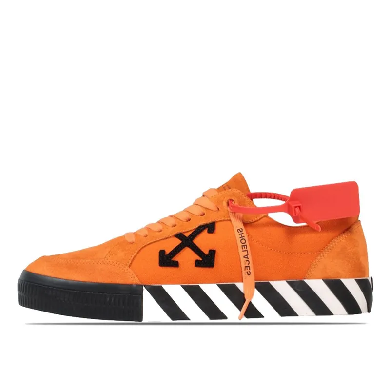 Off-White Vulc Low Orange (OMIA085E19C210471910)