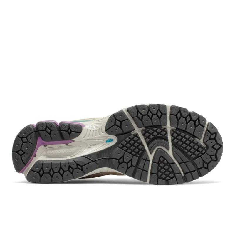 New Balance 2002R Incense / Heliotrope (M2002RV1-36990)